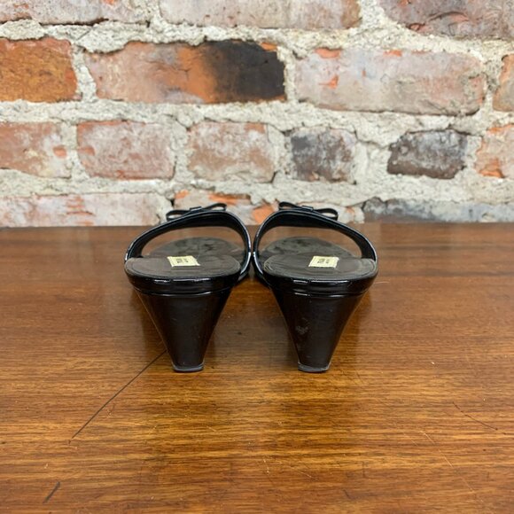 Prada Heel Sandals. - Picture 6 of 9